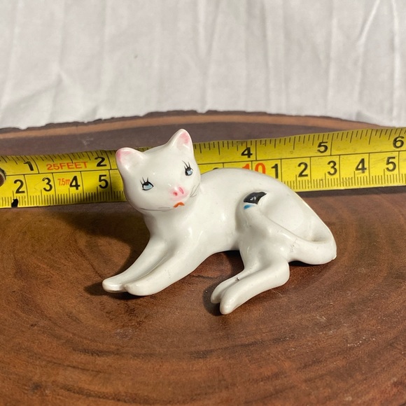 Vintage Abstract Cat Figurine with blue accents and unique look and shape - Picture 2 of 8